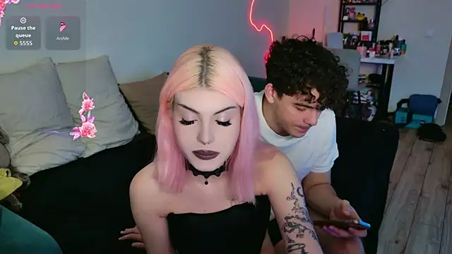 Snapshot of Alice18James chatting on September 14, 2025, 6:07 pm Alice18James online show from September 14, 2025, 6:07 pm