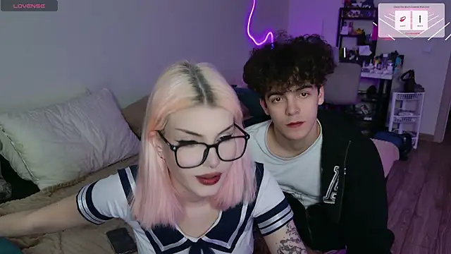 Snapshot of Alice18James chatting on September 27, 2025, 1:16 pm Alice18James online show from September 27, 2025, 1:16 pm