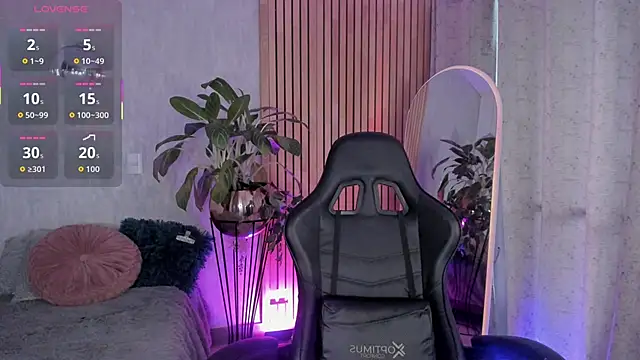 emma       online show from November 12, 2025, 8:30 pm