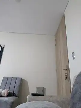 Snapshot of AmberGold- chatting on February 2, 2026, 6:23 am AmberGold- online show from February 2, 2026, 6:23 am