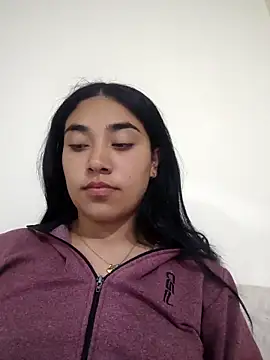 Snapshot of AmberGold- chatting on February 5, 2026, 5:34 am AmberGold- online show from February 5, 2026, 5:34 am