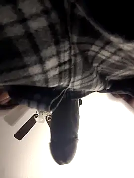 Snapshot of Philman25 chatting on October 13, 2025, 4:56 am Philman25 online show from October 13, 2025, 4:56 am