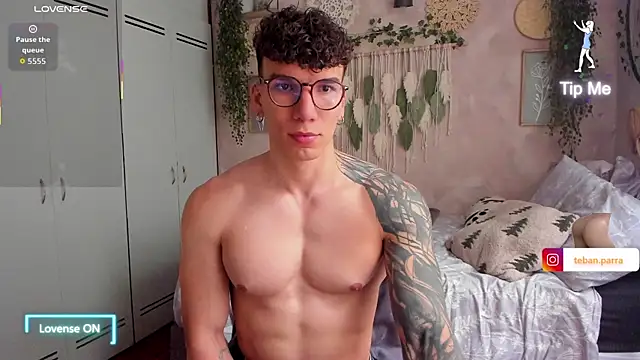 estebandi do online show from November 30, 2025, 9:30 pm