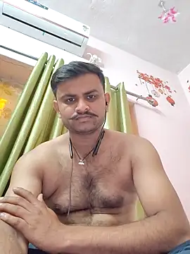 Snapshot of Frvgggghh chatting on November 20, 2025, 8:36 am Frvgggghh online show from November 20, 2025, 8:36 am