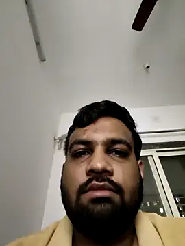 vinay smalldick online show from December 15, 2025, 3:27 pm