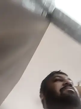 vinay smalldick online show from July 1, 2026, 5:09 am