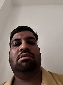 vinay smalldick online show from July 9, 2026, 3:32 am