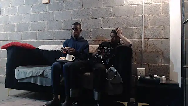 Snapshot of Vince_Favent chatting on September 26, 2025, 5:28 pm Vince Favent online show from September 26, 2025, 5:28 pm