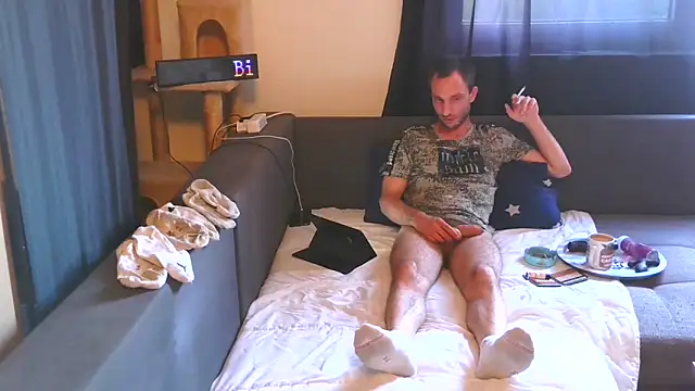 Snapshot of cum2camboys chatting on June 6, 2026, 6:23 pm cum2camboys online show from June 6, 2026, 6:23 pm