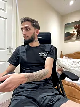 mixedcouplee69 online show from October 14, 2025, 9:15 pm