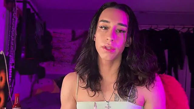 xoFrankie online show from November 30, 2025, 2:26 am