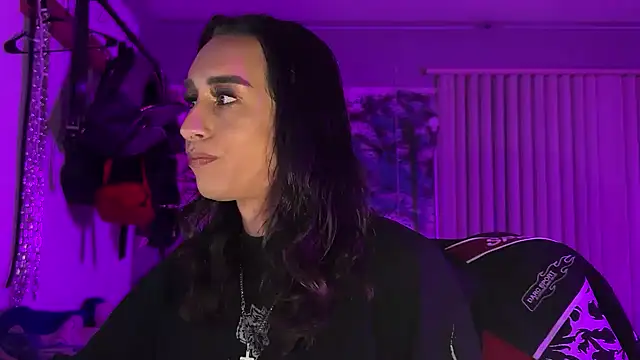 Snapshot of xoFrankie chatting on February 17, 2026, 3:14 am xoFrankie online show from February 17, 2026, 3:14 am