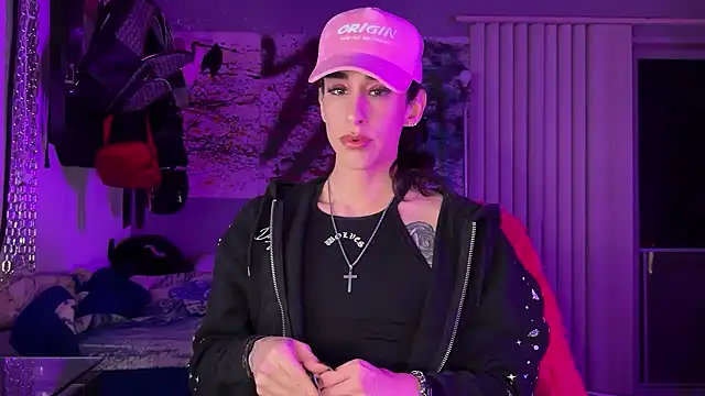 Snapshot of xoFrankie chatting on February 21, 2026, 5:08 am xoFrankie online show from February 21, 2026, 5:08 am