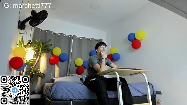 Snapshot of mrhot_night chatting on June 28, 2026, 11:00 pm mrhot night online show from June 28, 2026, 11:00 pm