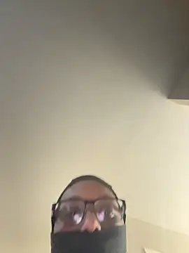 CinnaCakesss online show from March 14, 2026, 3:23 am