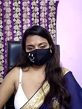 Snapshot of cutie_pei002 chatting on April 4, 2026, 6:38 pm cutie pei002 online show from April 4, 2026, 6:38 pm