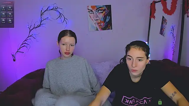 khloebeauty online show from December 5, 2025, 8:05 pm