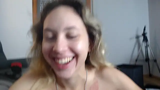 L Sofia online show from October 31, 2025, 8:15 am