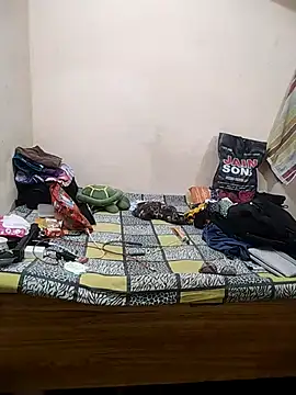 meenu bhabhi547 online show from November 5, 2025, 4:45 am