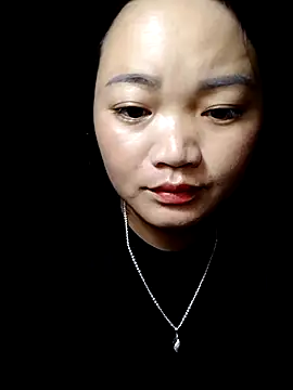 Snapshot of lusy-000 chatting on October 1, 2025, 2:28 am lusy-000 online show from October 1, 2025, 2:28 am