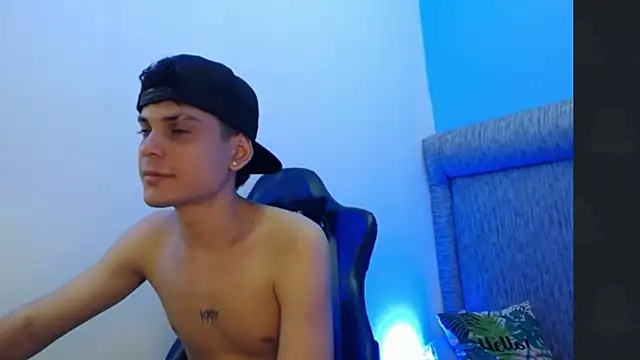 dilan hott  online show from February 11, 2026, 7:30 pm