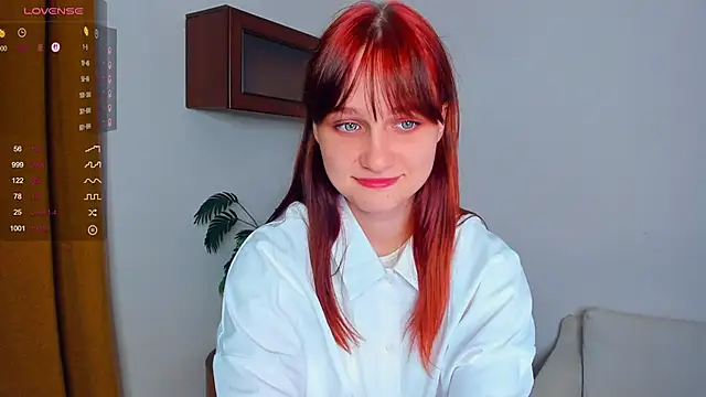 KatyKufel online show from September 23, 2025, 6:44 pm