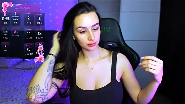 Veronica Larsson online show from December 15, 2025, 4:28 am