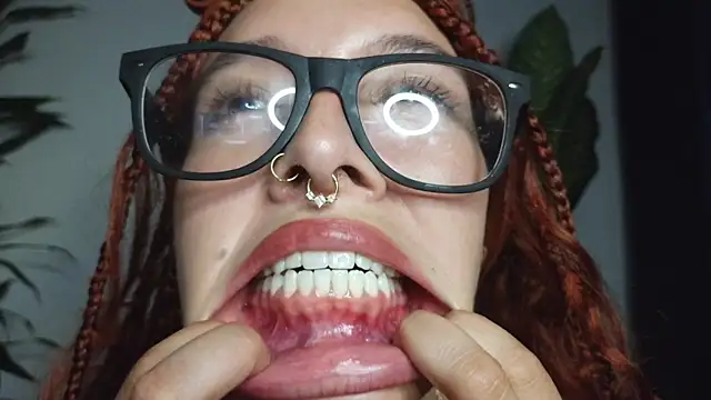 bri von dhara   online show from March 27, 2026, 8:08 pm