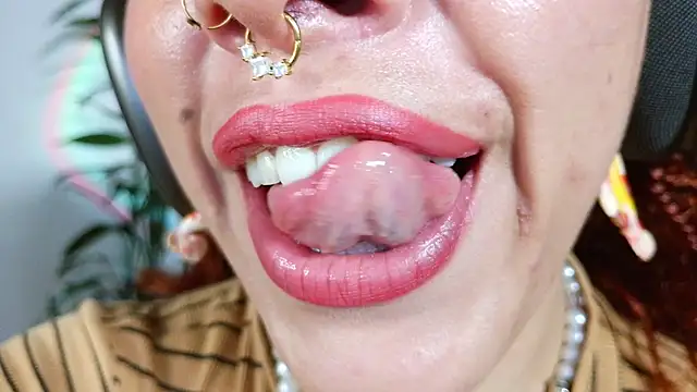 bri von dhara   online show from April 4, 2026, 1:15 am