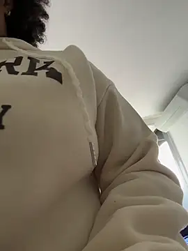 Snapshot of Rizos_hot_official chatting on March 3, 2026, 2:34 pm Rizos hot official online show from March 3, 2026, 2:34 pm