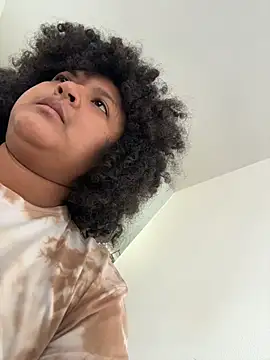 Snapshot of Rizos_hot_official chatting on March 6, 2026, 2:46 pm Rizos hot official online show from March 6, 2026, 2:46 pm