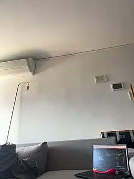 Snapshot of Rizos_hot_official chatting on April 16, 2026, 5:47 pm Rizos hot official online show from April 16, 2026, 5:47 pm