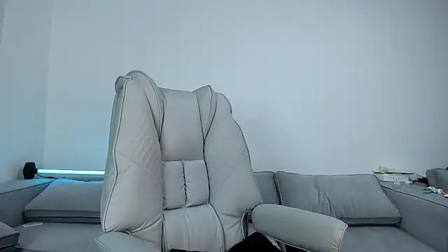 Snapshot of Sweet_Soffi chatting on February 27, 2026, 2:44 am Sweet Soffi online show from February 27, 2026, 2:44 am