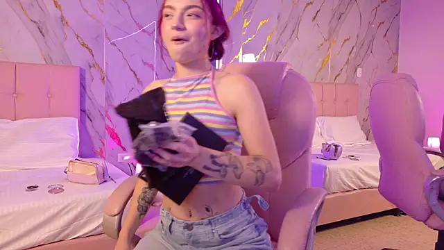 Red kytty6 online show from March 12, 2026, 3:56 am