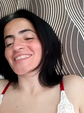 Gecenin Kralicesi online show from April 19, 2026, 6:24 am