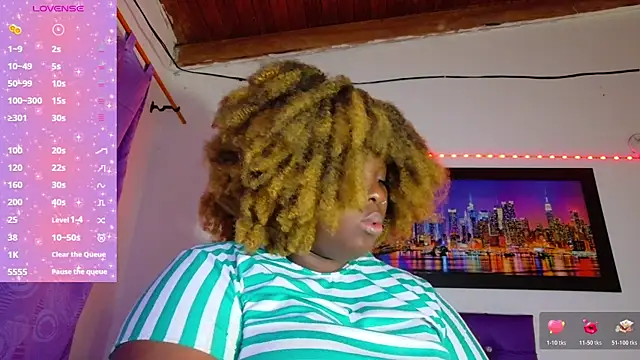 ebony NeighborMoans online show from March 10, 2026, 3:11 am