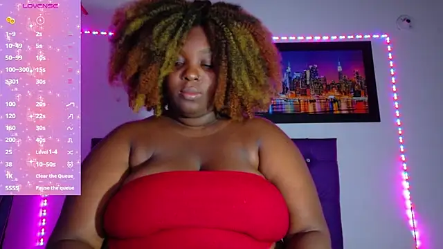 ebony NeighborMoans online show from March 30, 2026, 11:50 pm