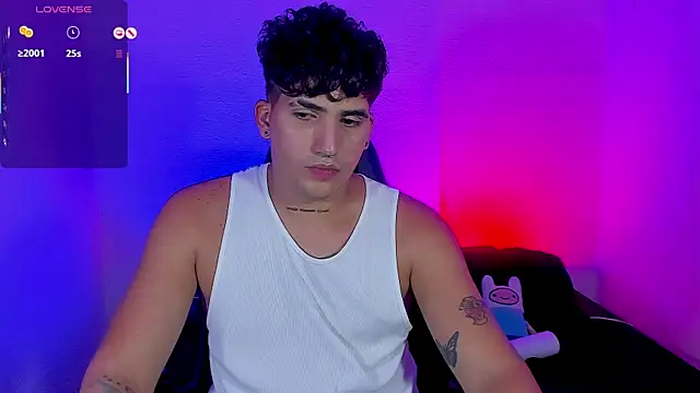 Snapshot of Saturn_boy chatting on November 5, 2025, 3:28 am Saturn boy online show from November 5, 2025, 3:28 am