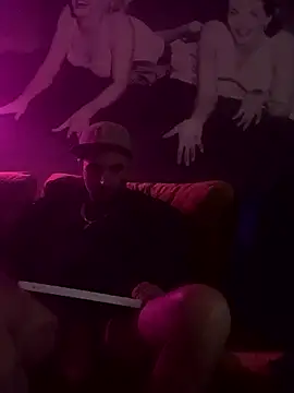 Hothotboyg online show from January 18, 2026, 2:59 am