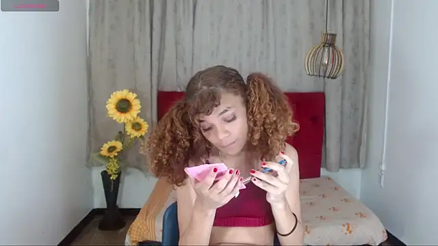 luisa  torres online show from December 20, 2025, 3:13 am