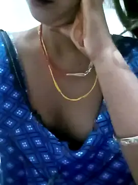 Snapshot of Sapna-Yadav chatting on October 10, 2025, 10:53 pm Sapna-Yadav online show from October 10, 2025, 10:53 pm