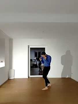 EyesNeverLies online show from September 14, 2025, 1:16 am