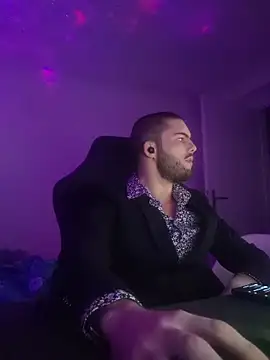 EyesNeverLies online show from February 6, 2026, 3:33 am