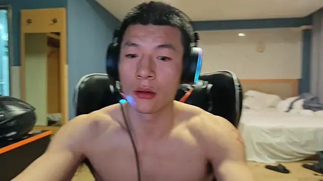 Snapshot of AAASuck chatting on March 27, 2026, 5:23 pm AAASuck online show from March 27, 2026, 5:23 pm