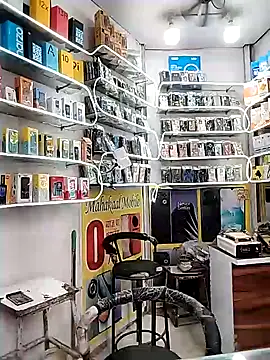 avi007p online show from November 4, 2025, 9:52 am