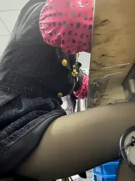 DHJM168 online show from December 23, 2025, 12:19 am