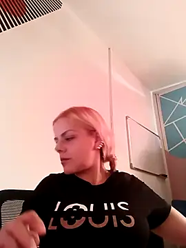 Alanna Grays online show from November 26, 2025, 4:19 pm