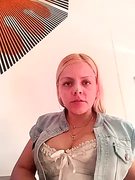 Alanna Grays online show from December 1, 2025, 1:38 pm