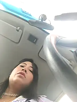 julieta evanns1 online show from September 23, 2025, 12:41 pm