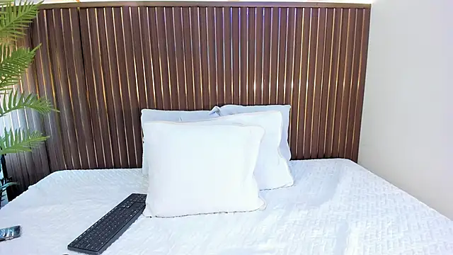 Roxie-NS online show from January 16, 2026, 11:58 am